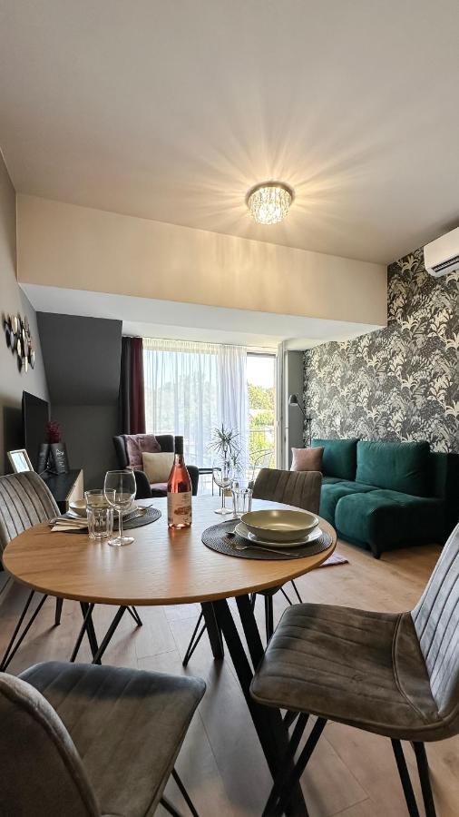Linden Apartman 107 Glamour (Adults Only) Mosonmagyaróvár Екстериор снимка